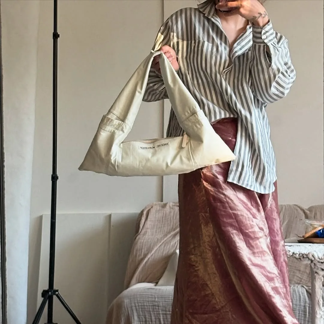 Ordinary cream, cream leather bag